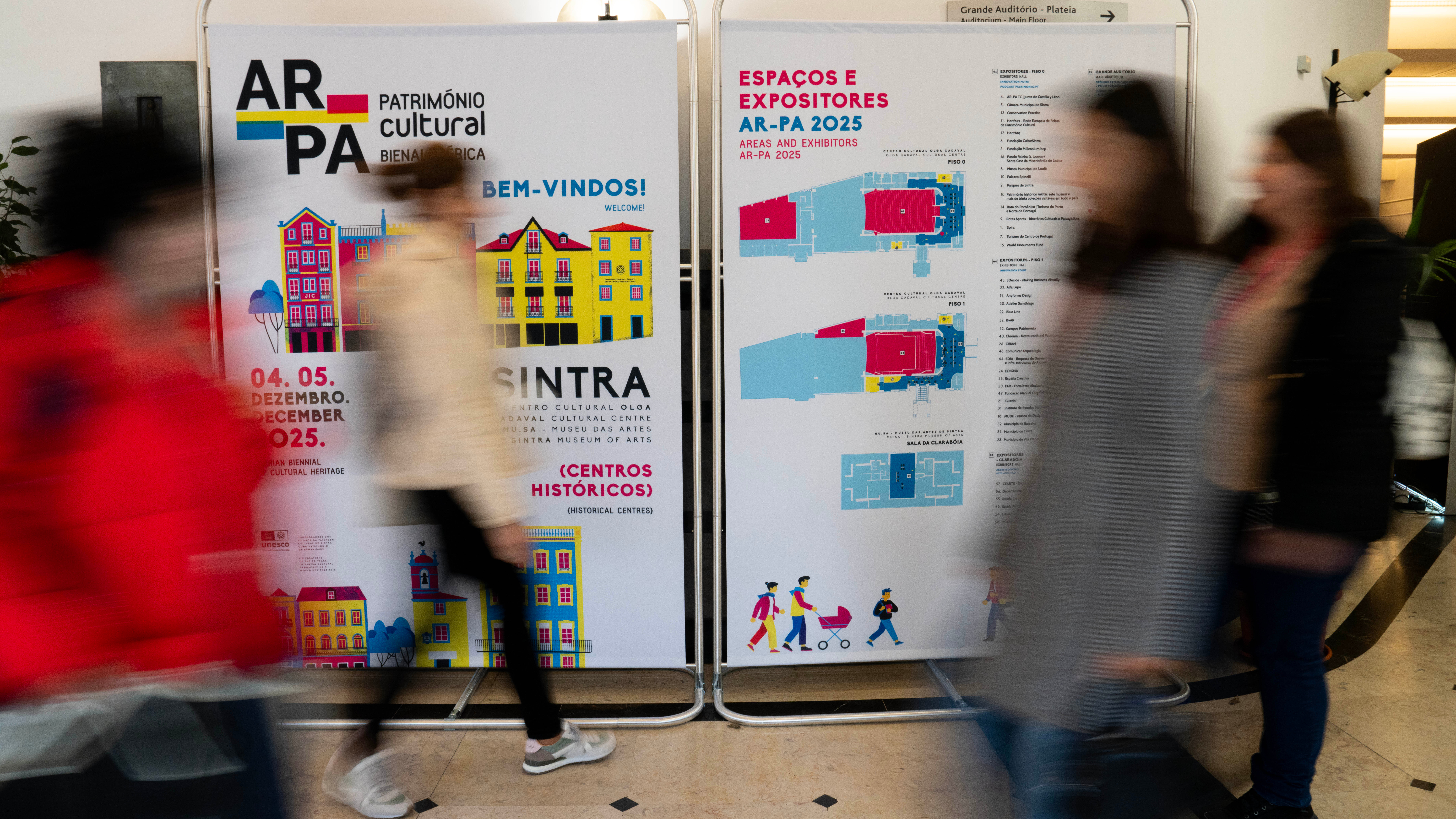 Ambiente de la AR&PA 2025, celebrada en Sintra, uno de los principales encuentros ibéricos dedicados al patrimonio cultural, con especial atención a los centros históricos.