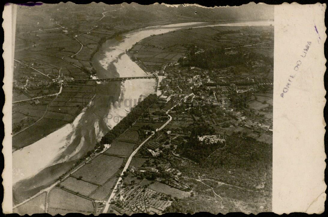 Vista aérea histórica de Ponte de Lima, uno de los registros disponibles en el repositorio digital Memoria de Ponte de Lima.