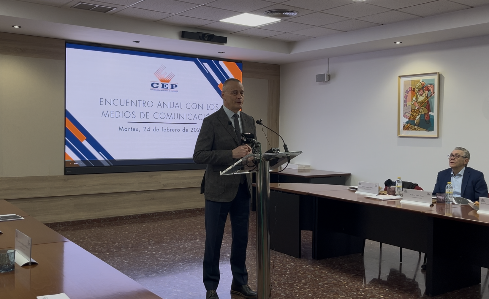 Encuentro con medios - Portada