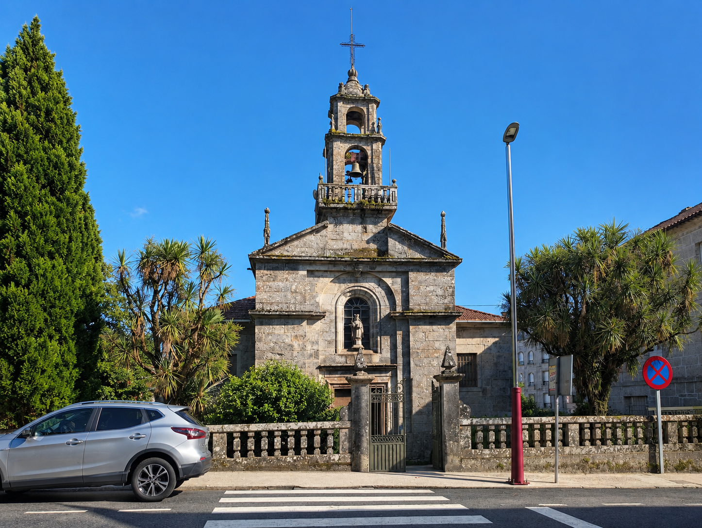 Igrexa parroquial de Santa Teresa da Caniza.