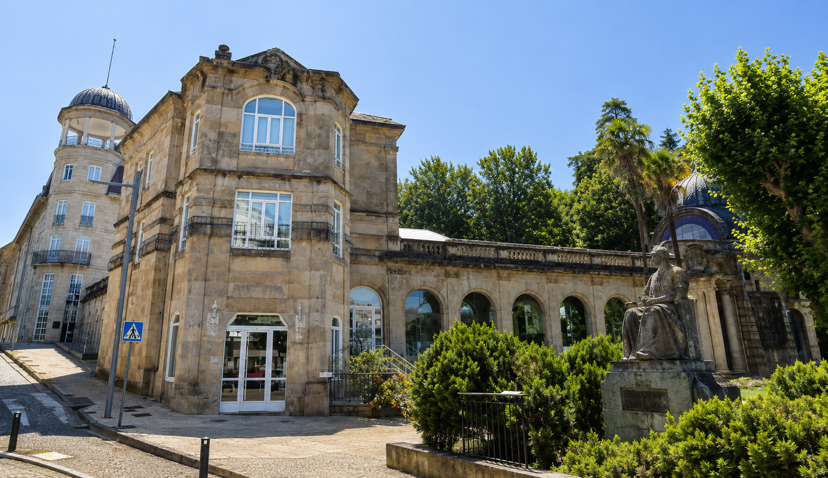 O Palacio da Auga constitúe un dos principais atractivos do complexo termal de Mondariz-Balneario.