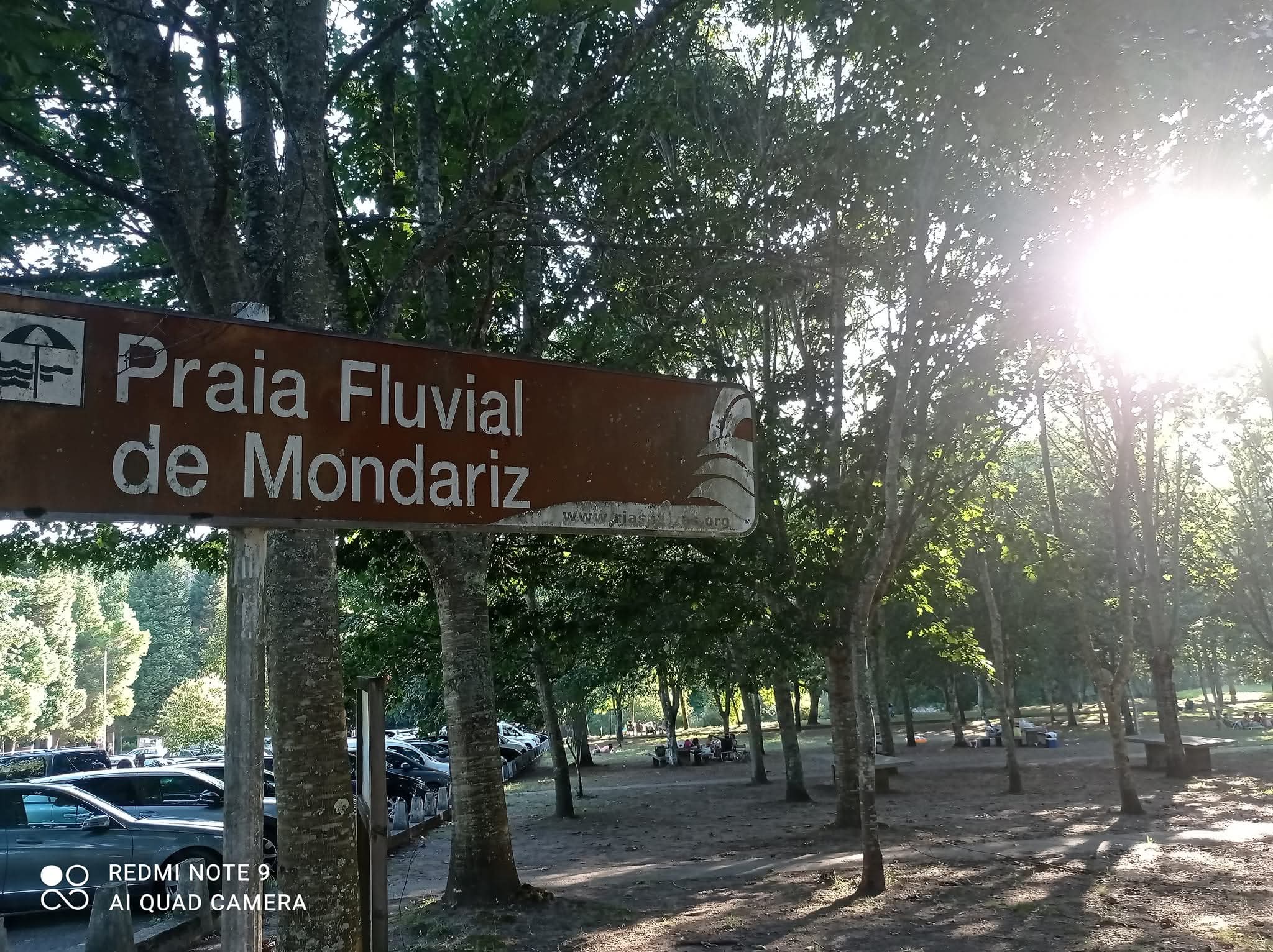 Área recreativa e praia fluvial do Val I