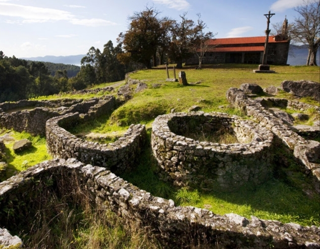 O Castro de Troña, xoia arqueolóxica de Pías e un dos referentes da cultura castrexa na provincia de Pontevedra.