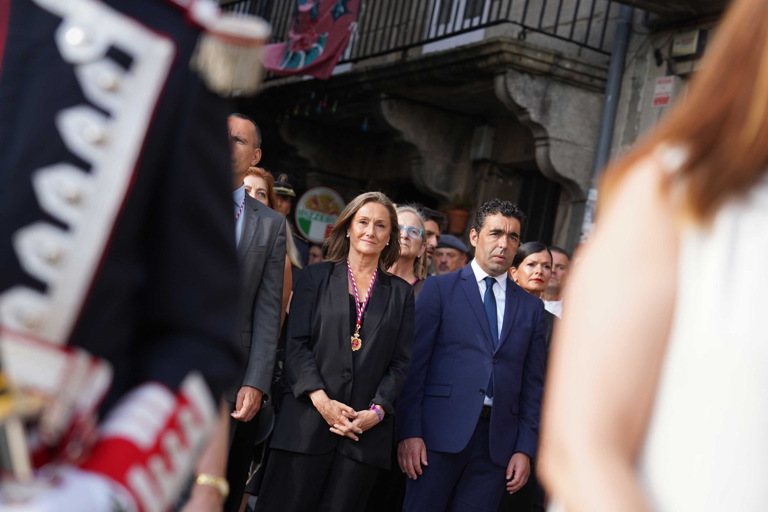 Luis López y Luisa Sánchez muestran el respaldo de la Deputación de Pontevedra a una de las tradiciones religiosas y populares más arraigadas de Vigo.